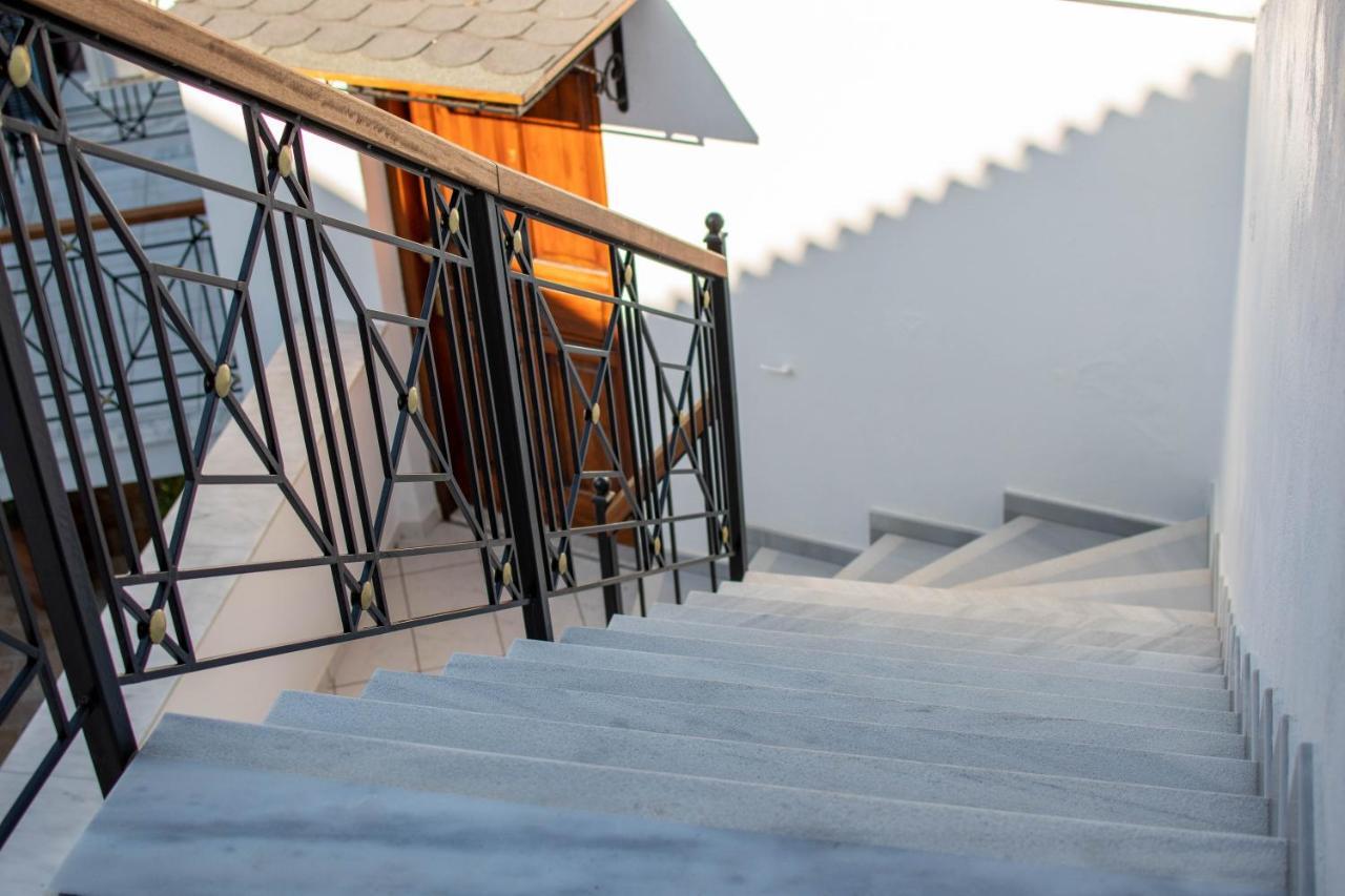 Fantasia * Skiathos Town