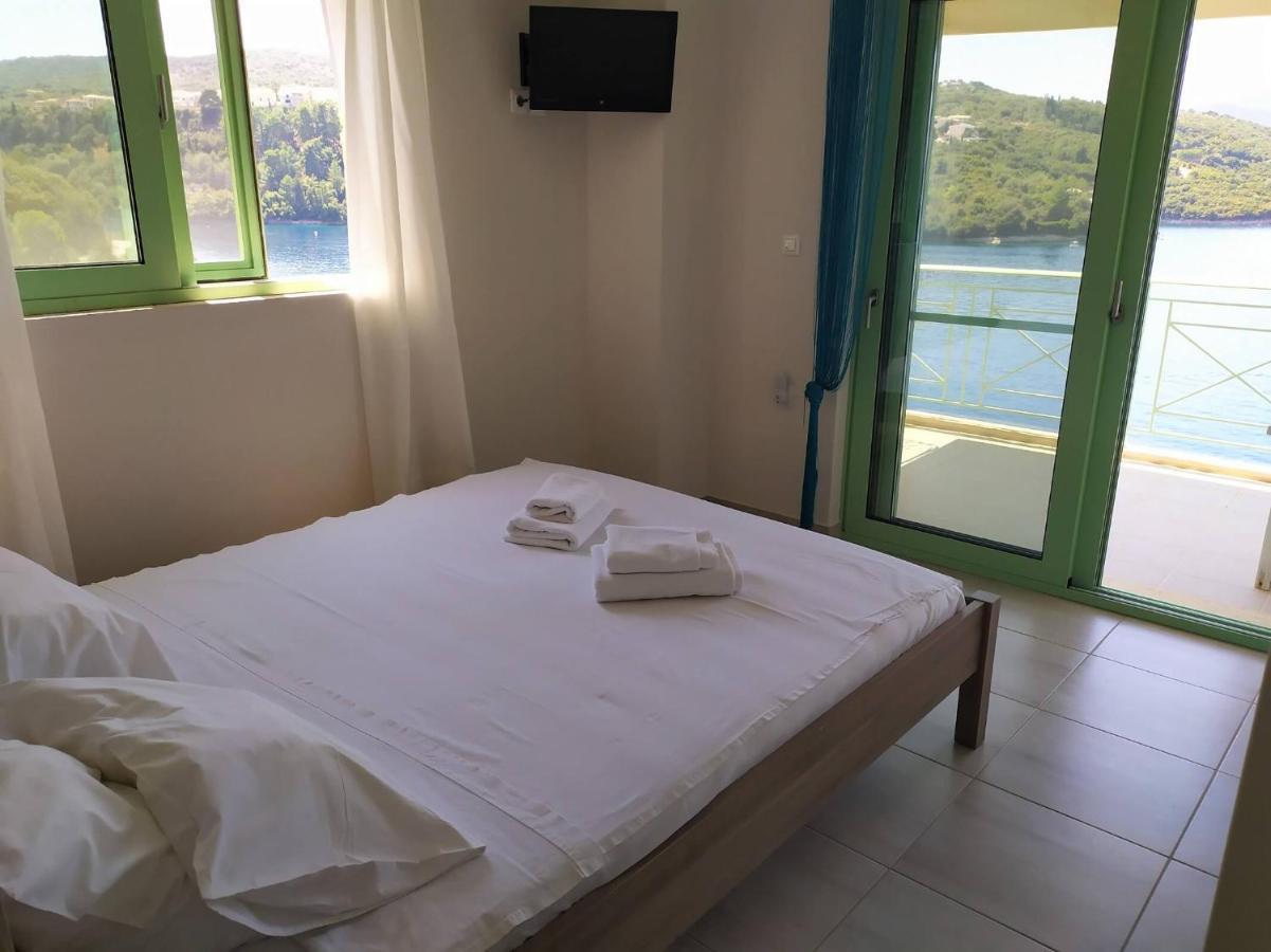 Meganisi Blue Villa *