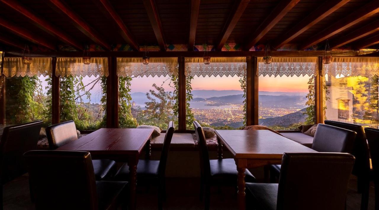 Archontiko Melanthi 3* Makrinitsa