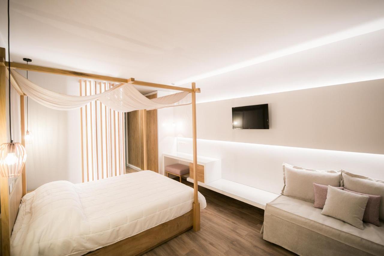 Sunrise Village Aparthotel