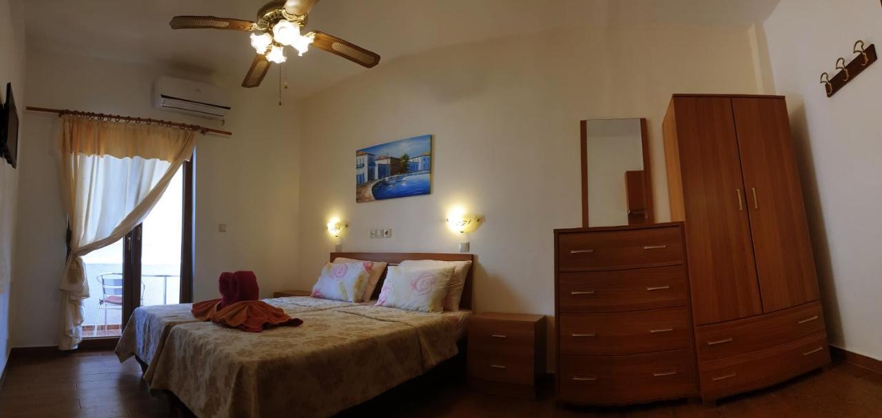 Apollo Apartment *