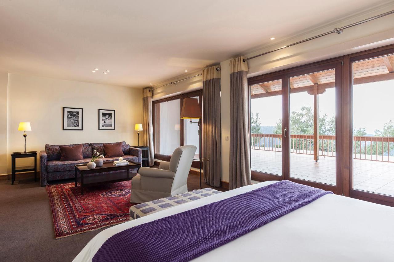 Santa Marina Hotel