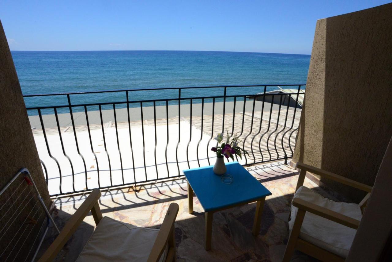 Sappho Hotel
