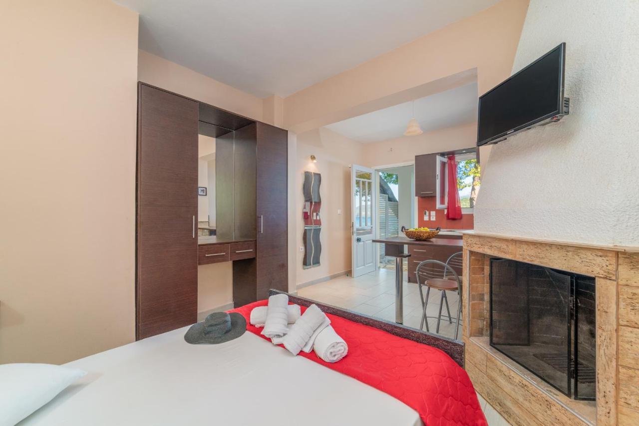 Aparthotel Flisvos Seaside Apartments Lygia (Lefkada)