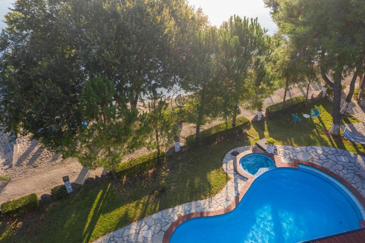 Flisvos Seaside Apartments Aparthotel 3*