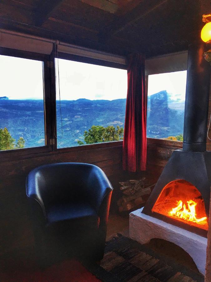 Anemoessa Guest house *
