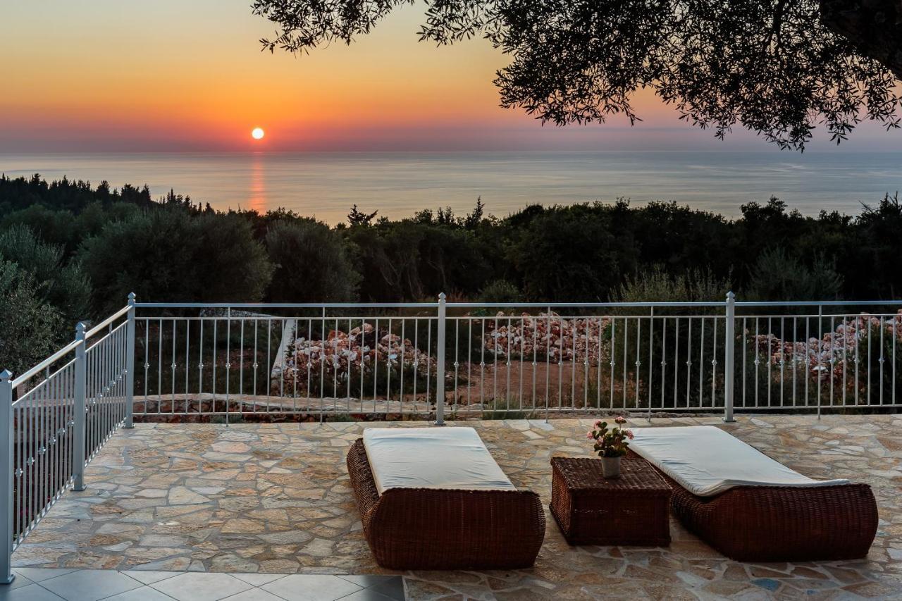 Villa Fiscardo Luxury Stone Alex ,with Sunset View! *