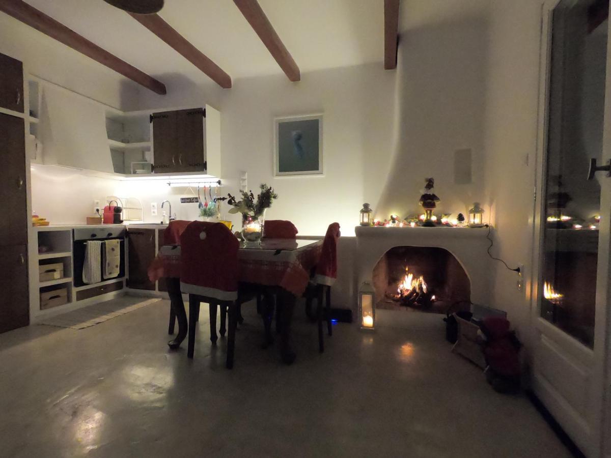 Villaki Poros House * Poros Town