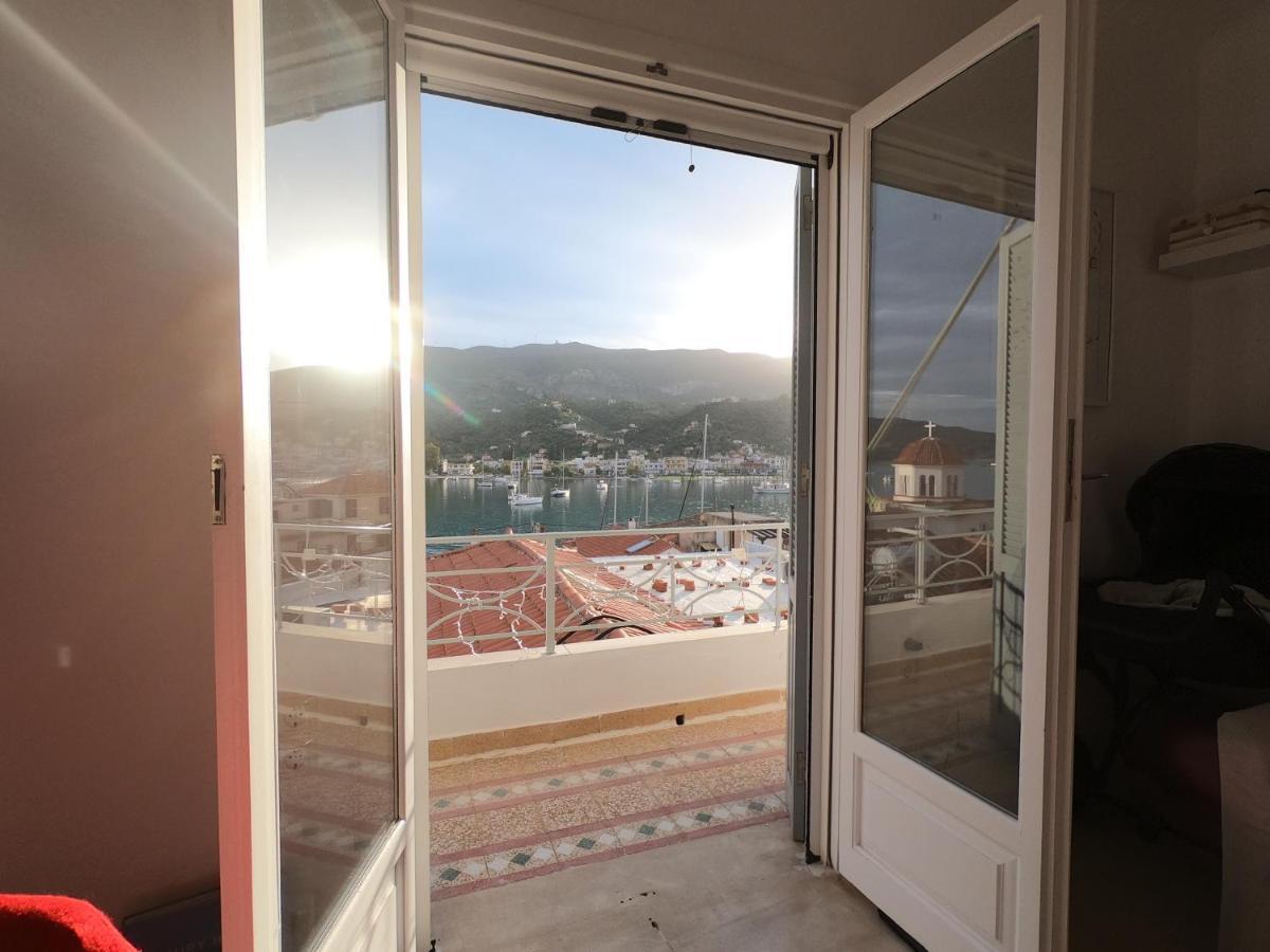 Villaki Poros House