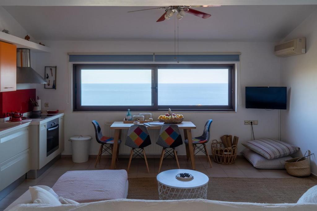Modern With Gardens And Stunning Views Apartment Ligaria (Crete)
