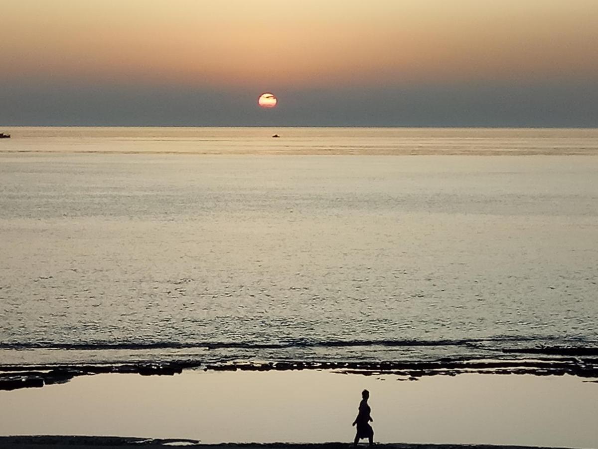 Sunsise Beauty By Zavolas Family - Limni Z3