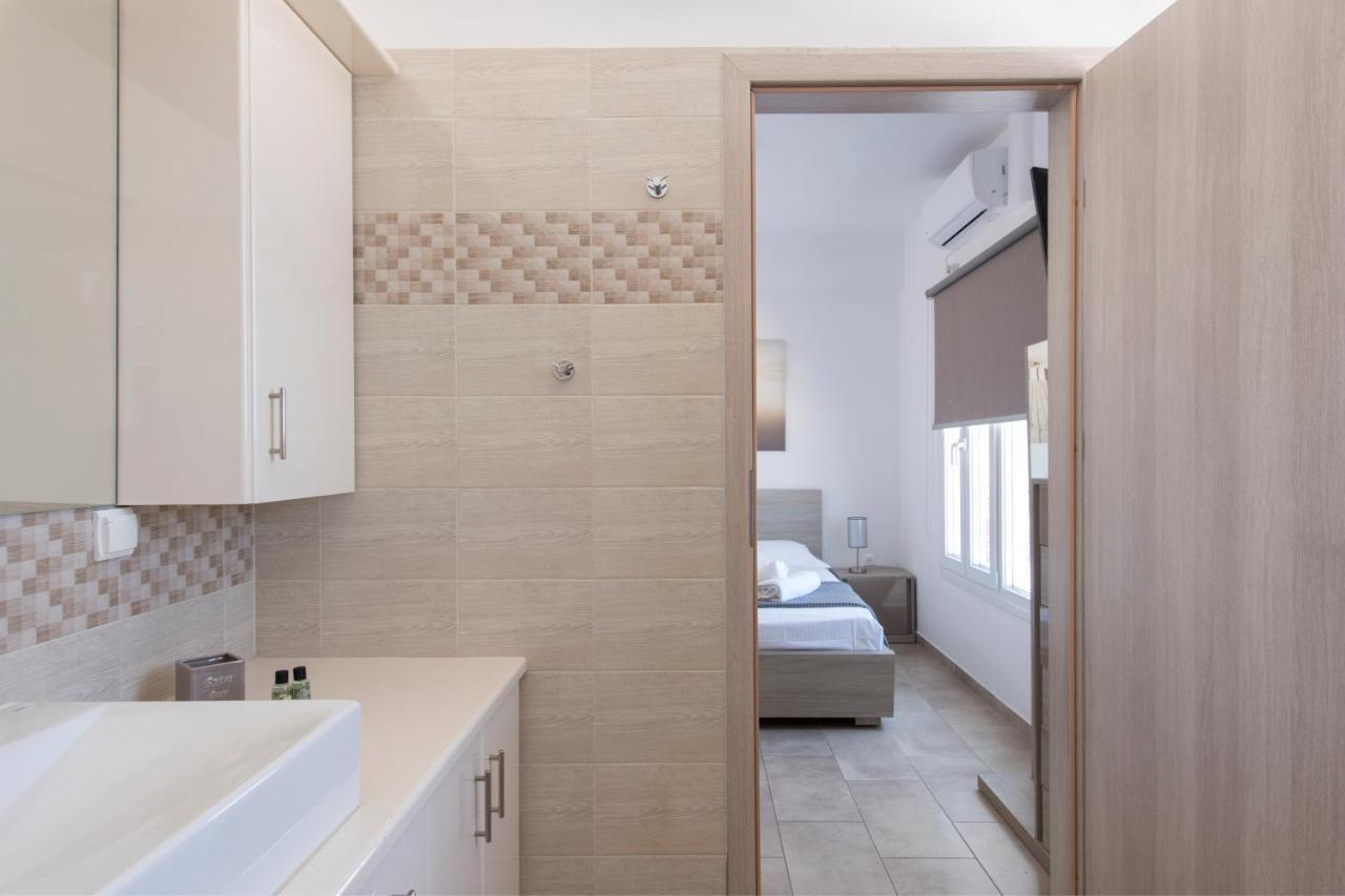 Ormos Naoussa's Apartment