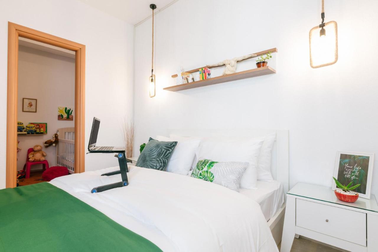 Apartment Grand Lux Serres