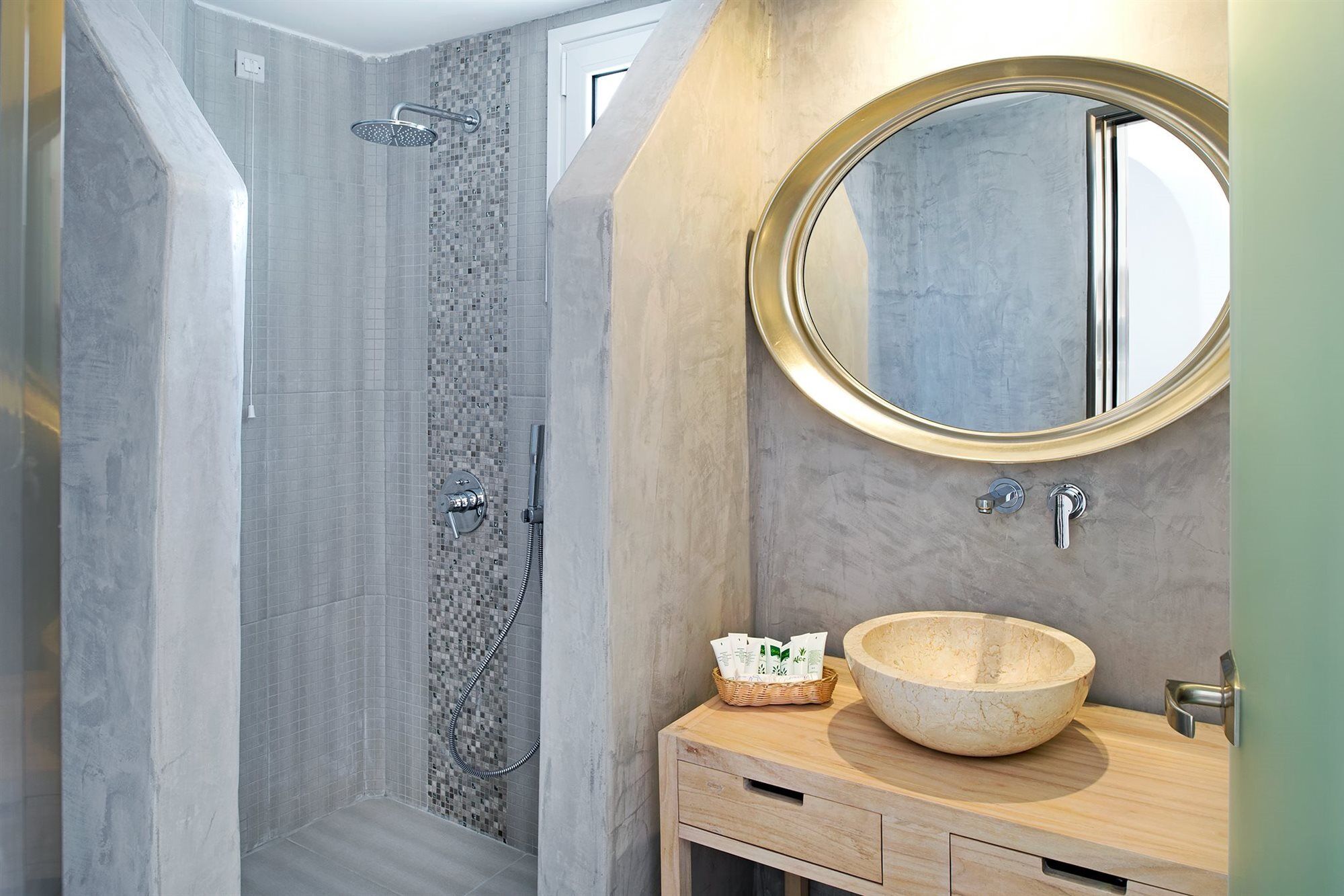 Aegean Plaza 4* Kamari (Santorini)