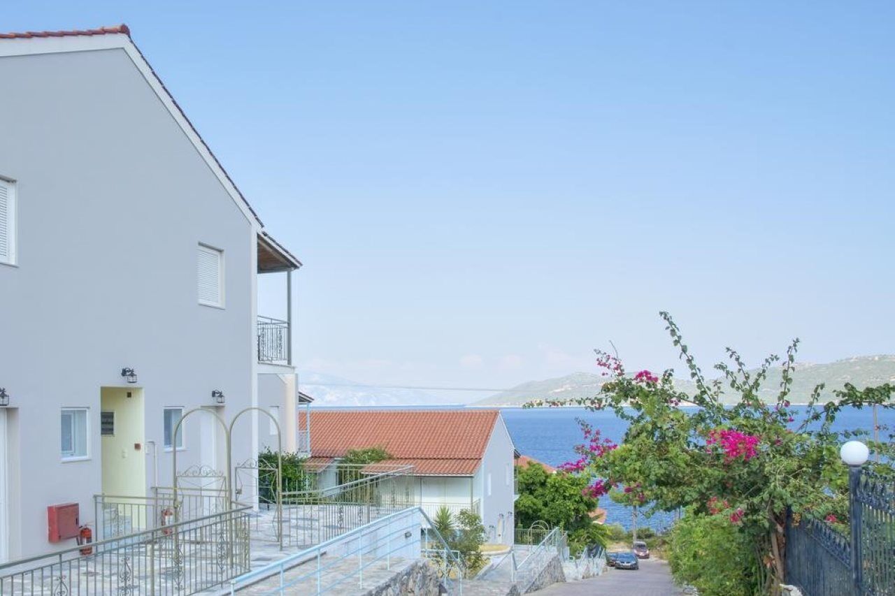 Bay Aparthotel