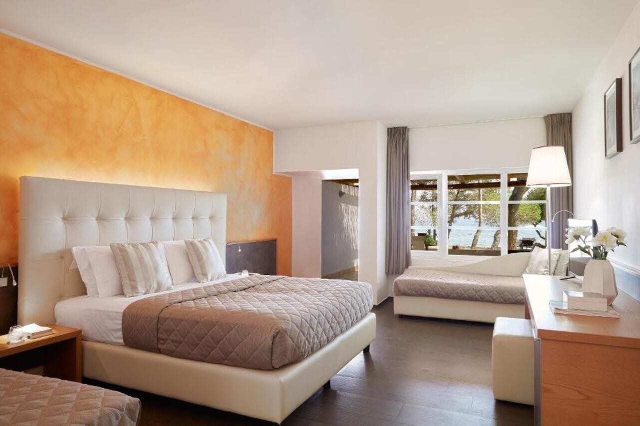 Resort Hydra