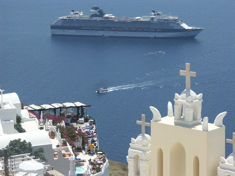 Nomikos Aparthotel Fira (Santorini)