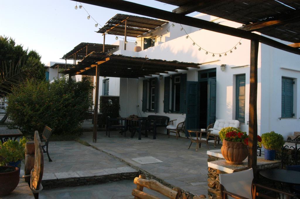 Fassolou Aparthotel