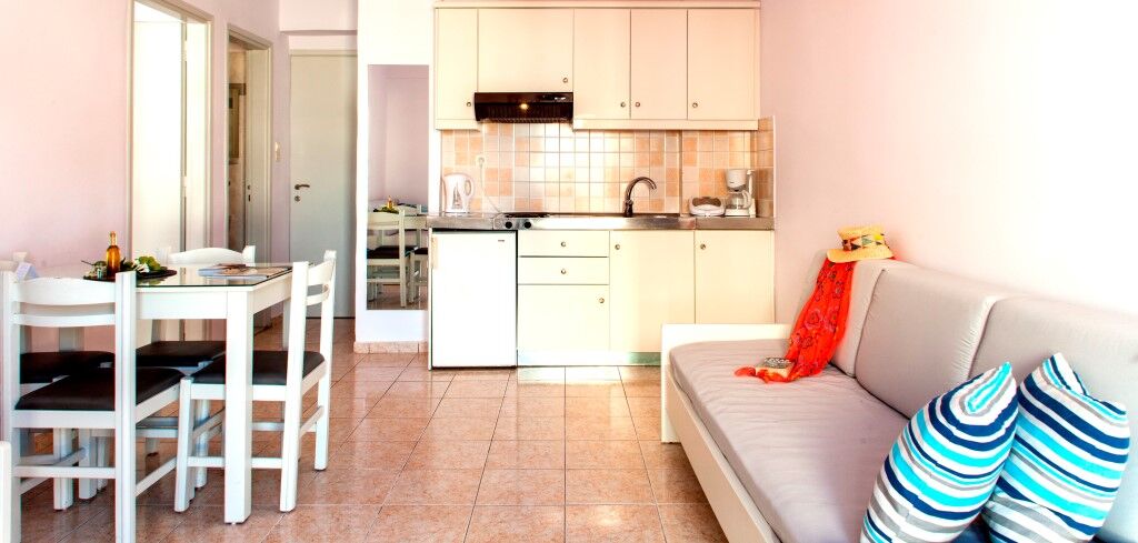 Elychryson Aparthotel 4*