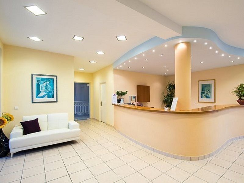 Edelweiss Aparthotel 3*