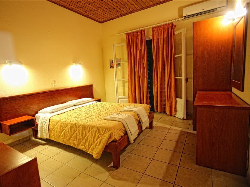 Zefiros 3* Gouvia