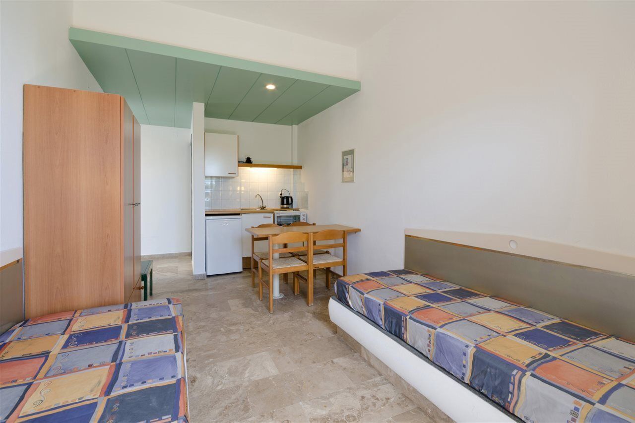 Apartment Esperides *