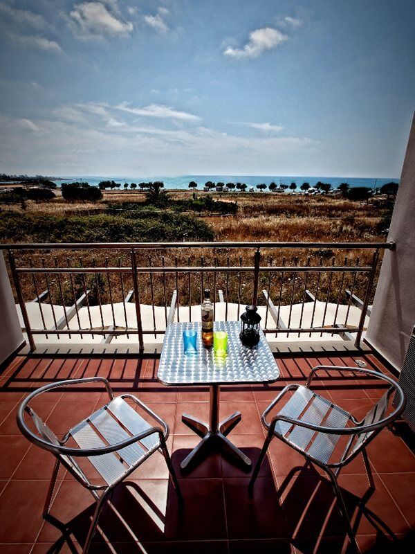 Nefeli Apartment Kalo Nero