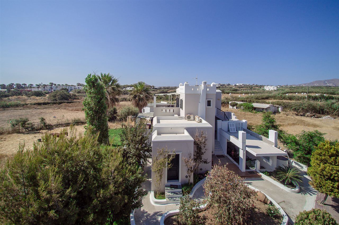 Guest house Glaronissi Beach