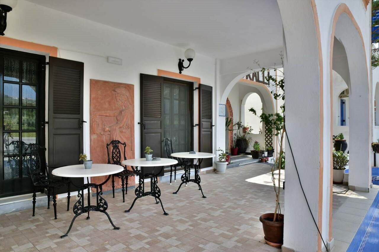 Koralli Hotel 3*
