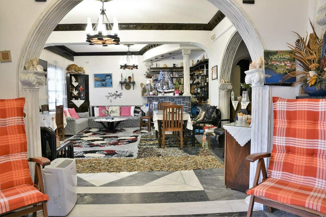 Koralli 3* Kamari (Santorini)