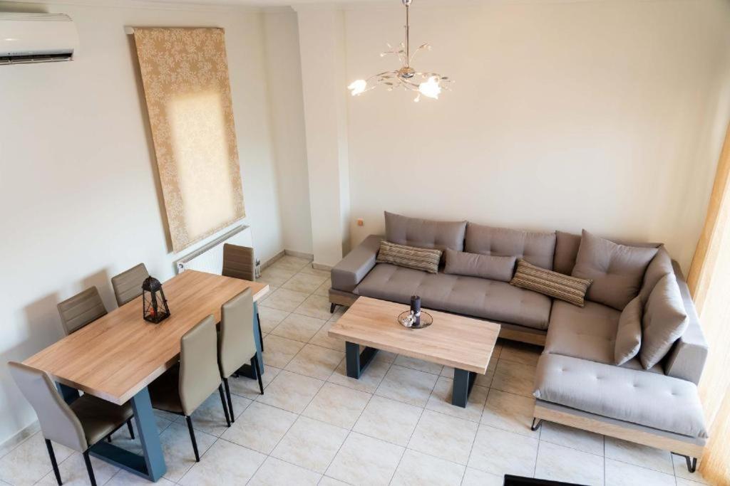 Holiday home Anthemia Luxury
