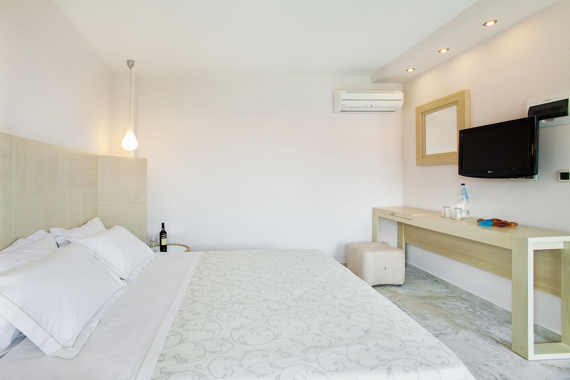 Core Hotel 4*