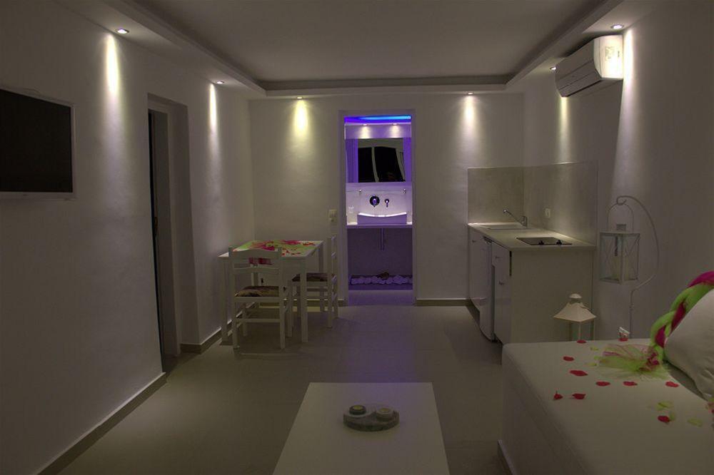Argiris * Kamari (Santorini)