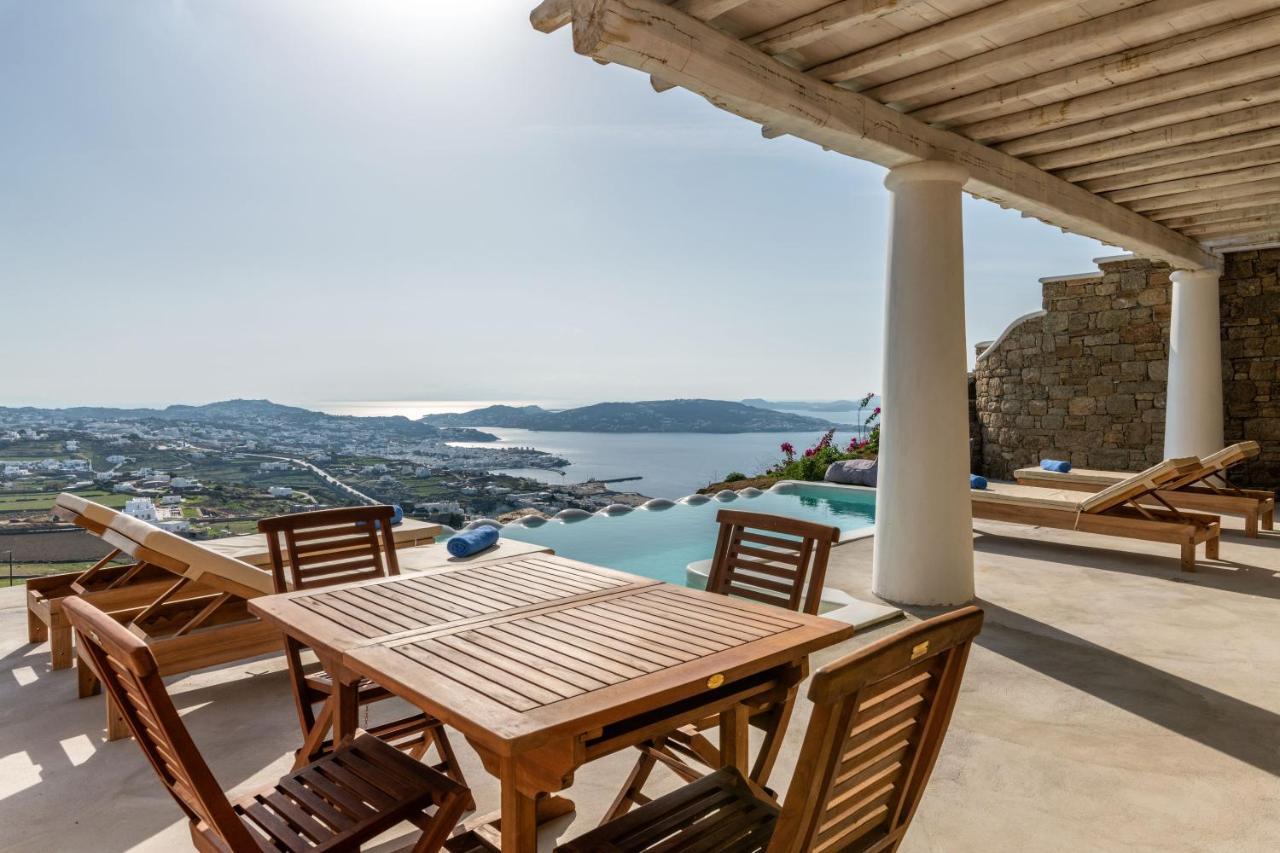 Mykonos Divino Tourlos