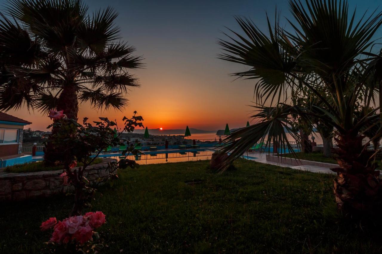 Eliros Studios Aparthotel 2*