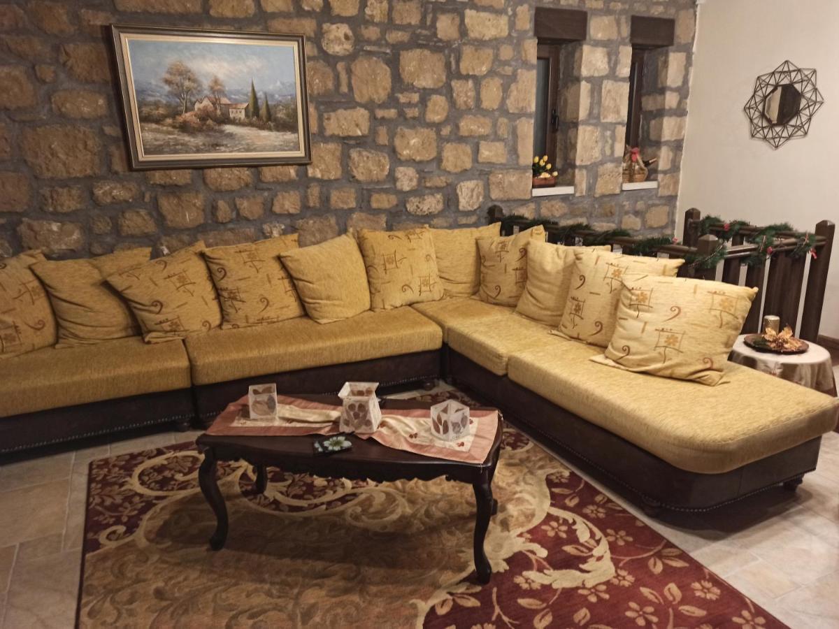 Aelia Villa