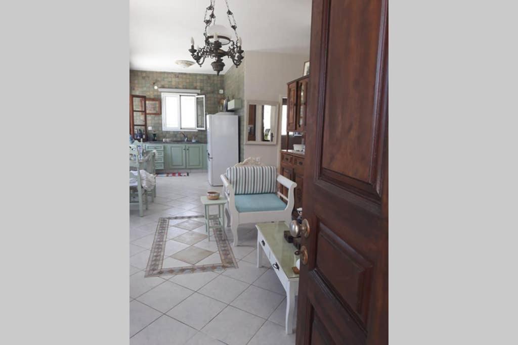 Apartment Eftychias Masouri