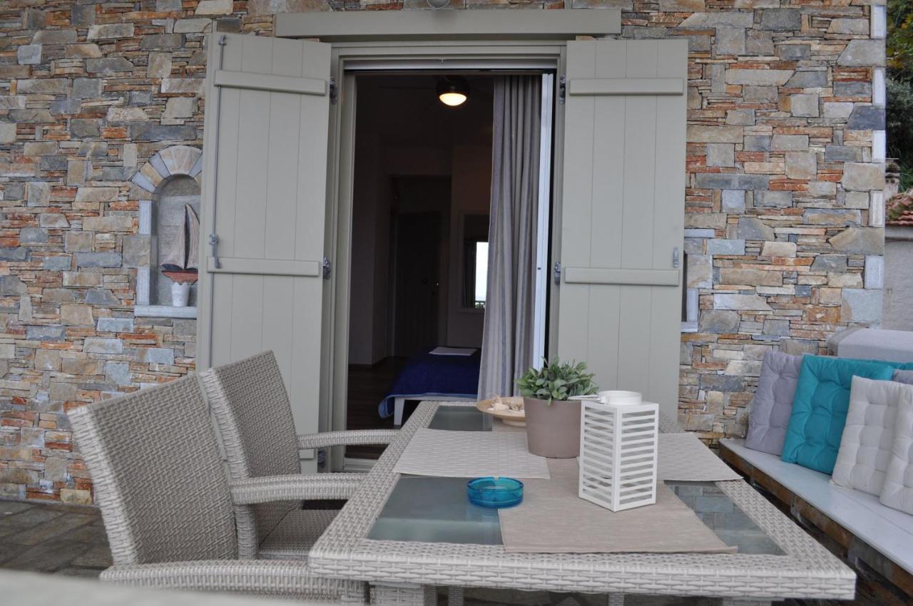 Studios Yalos Apartment Chorefton
