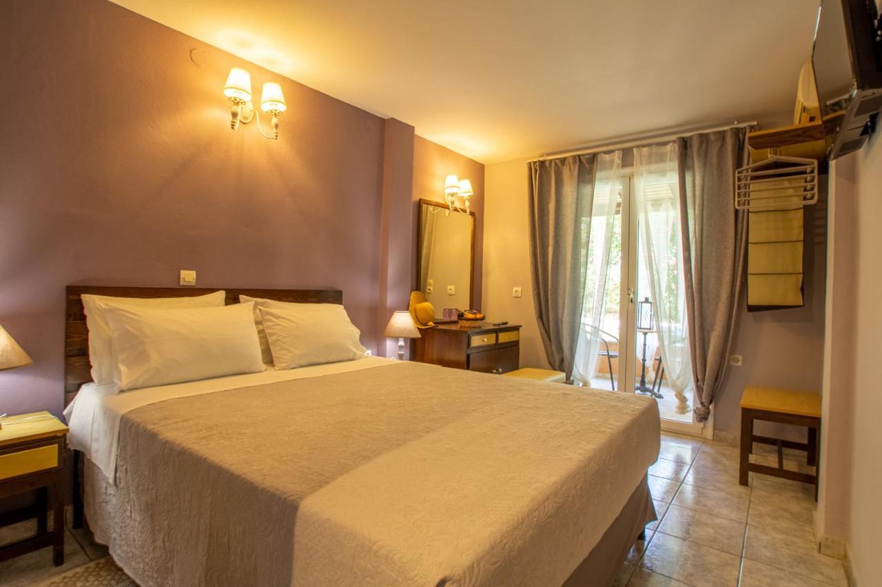 Bed & Breakfast Tellis 2*