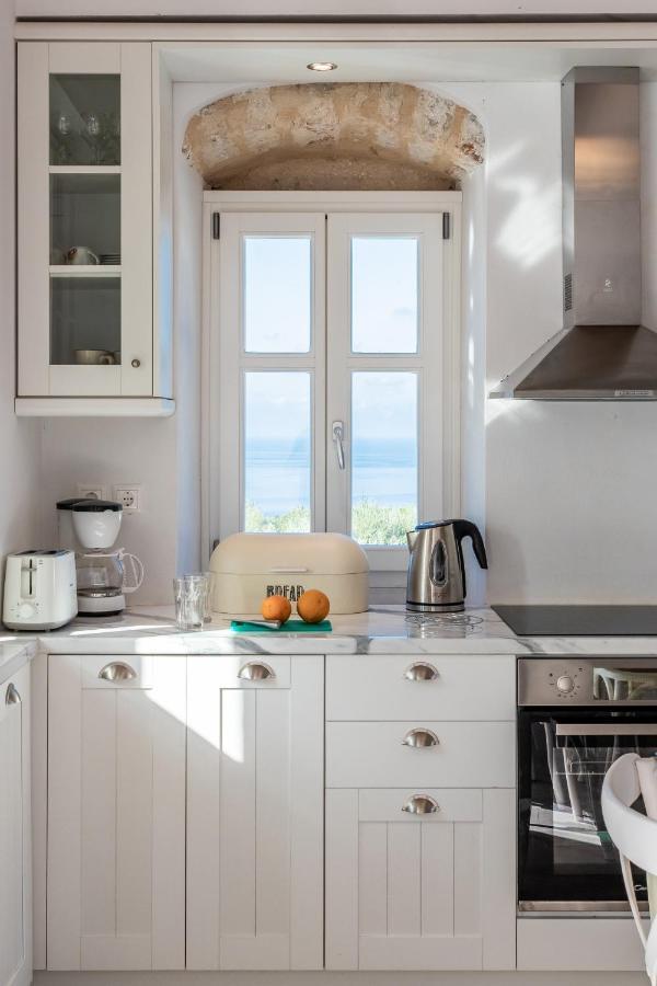 Fiscardo Luxury Stone Alex ,with Sunset View! *