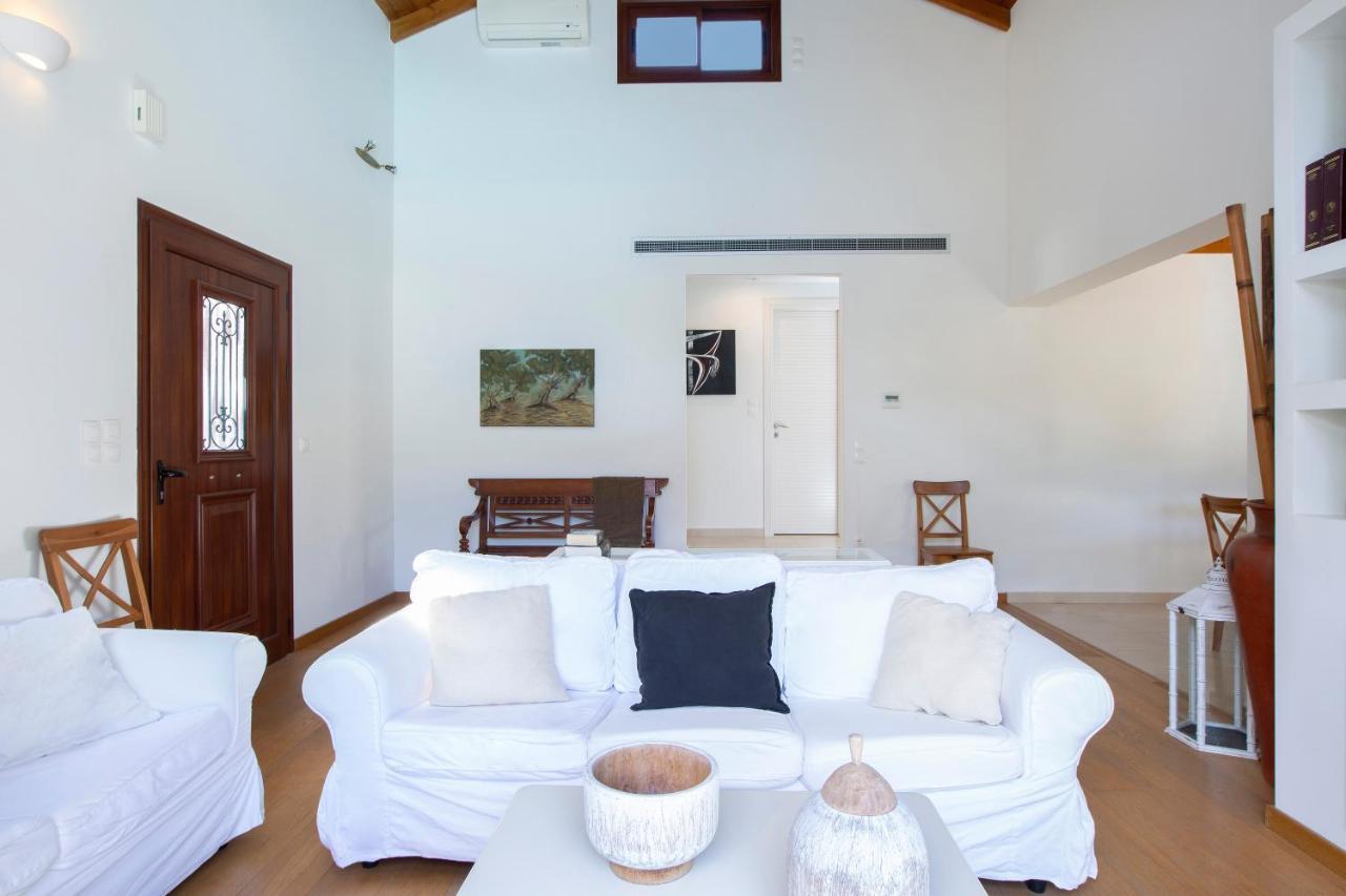 Villa Arodo Seaside | Penelope *