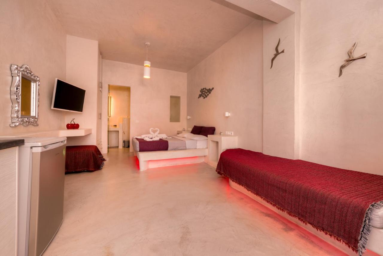 Apartment The Muses Of Santorini Private Jacuzzi *