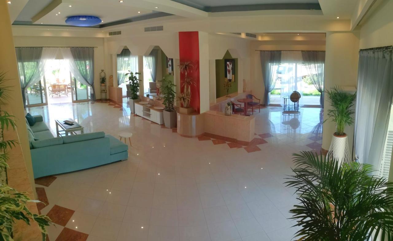Louis Luxury By Living In Blue Villa *