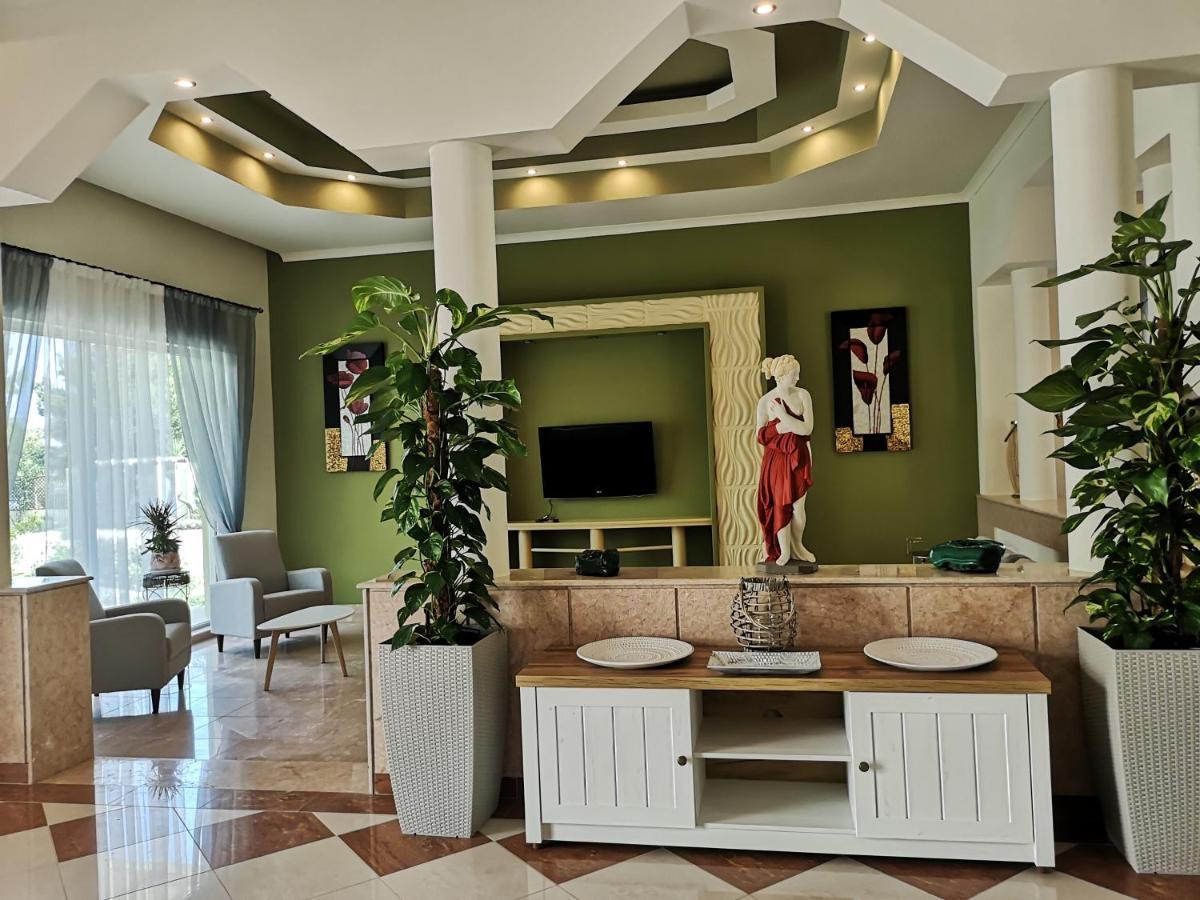 Louis Luxury By Living In Blue Koskinou (Rhodes)