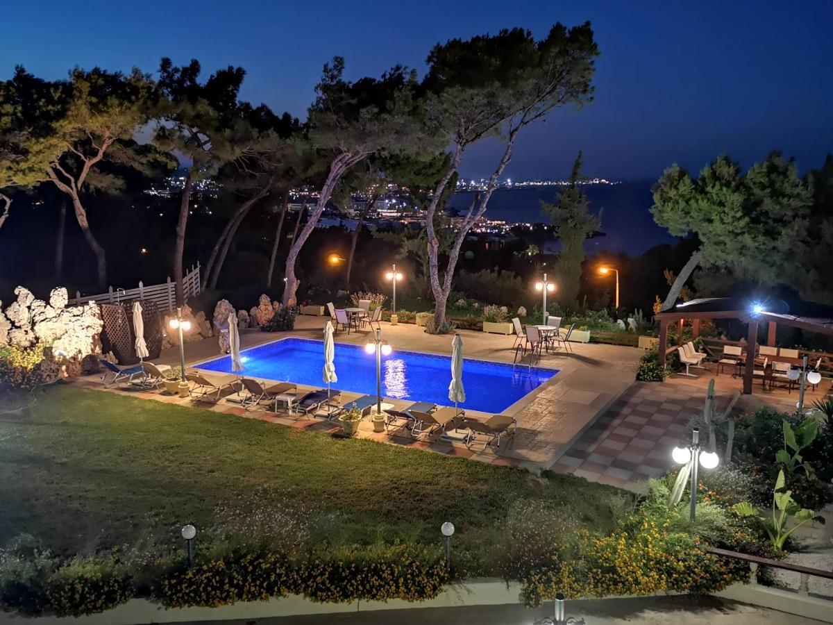 Villa Louis Luxury By Living In Blue