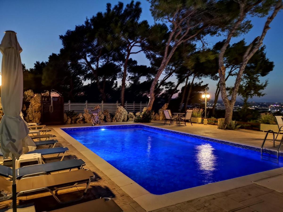 Villa Louis Luxury By Living In Blue Koskinou (Rhodes)