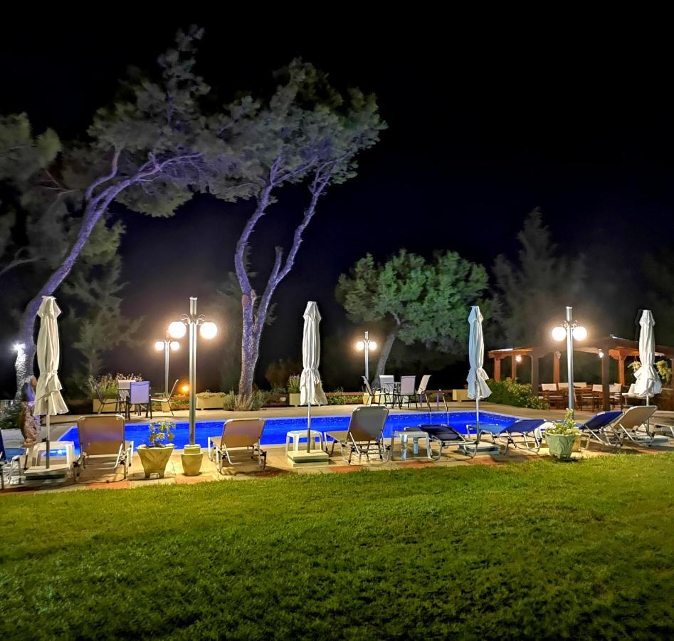 Villa Louis Luxury By Living In Blue *