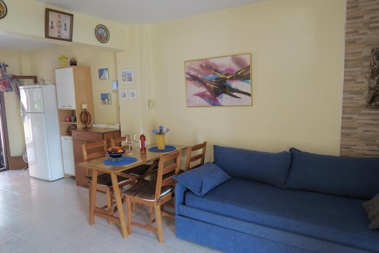 Orange_blue_aparment №1 Apartment Hanioti