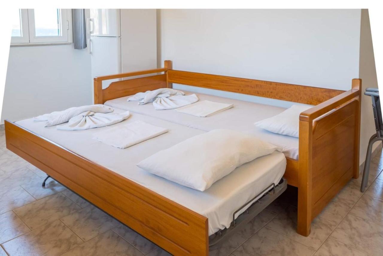 Apartment Armenaki