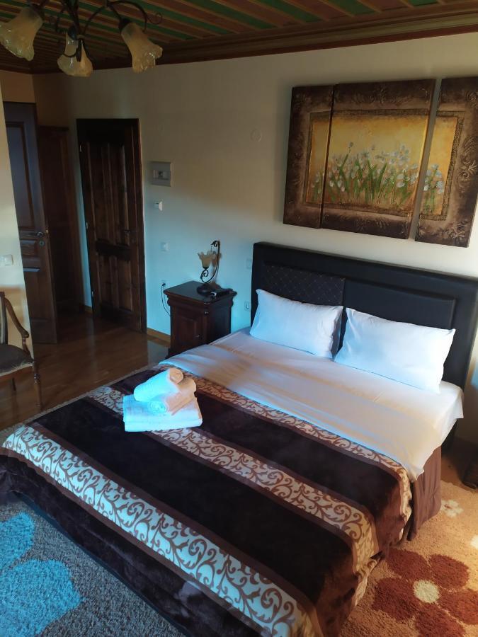 Aggelon Katafygio Hotel